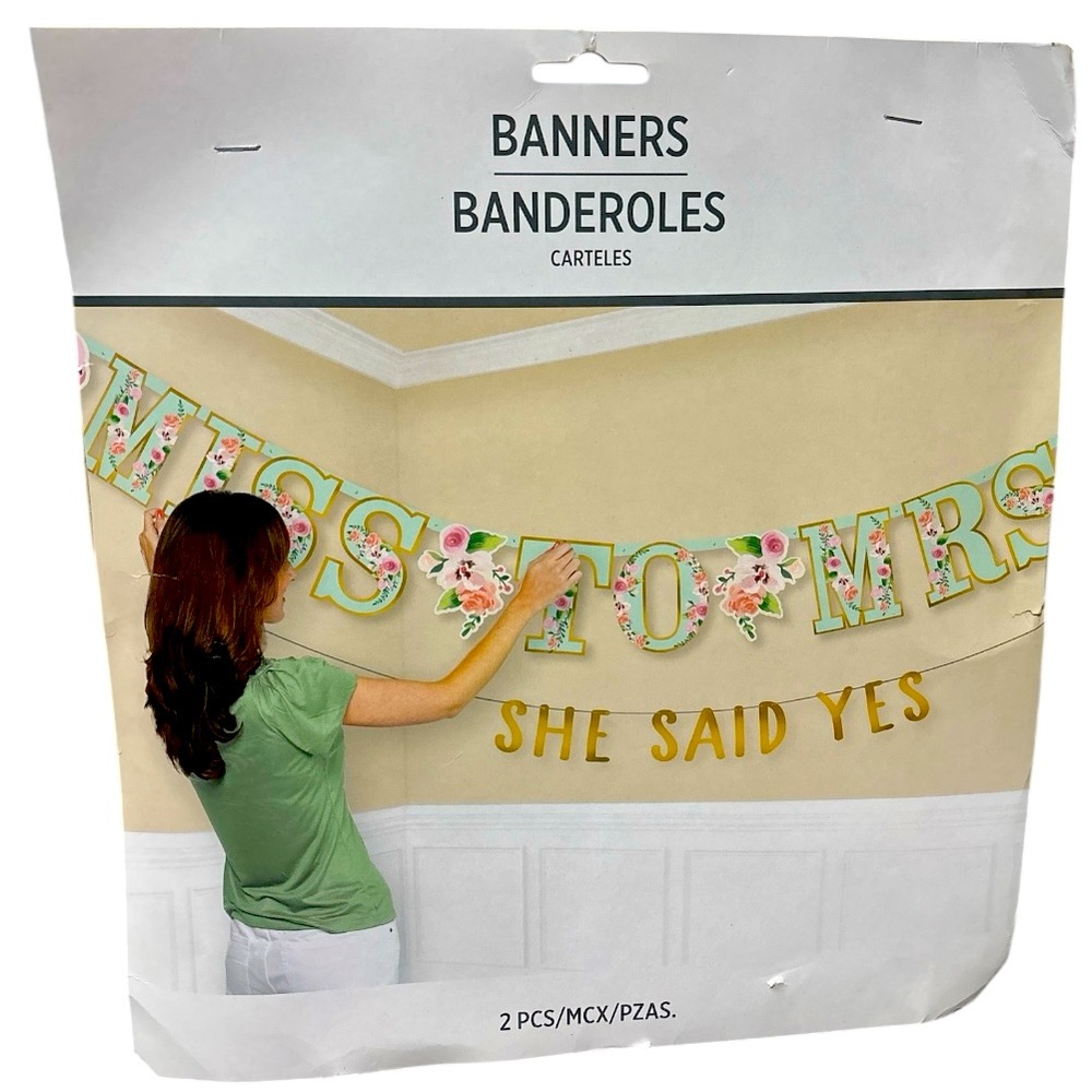 Miss to Mrs Banner Set NWT